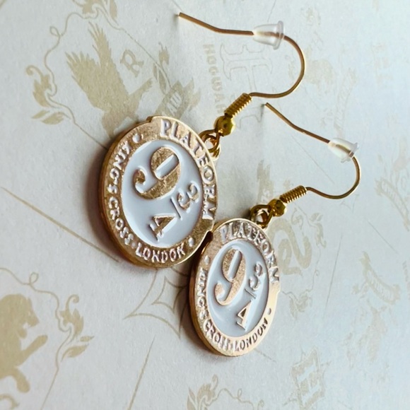 NEW Handmade Harry Potter Platform 9 3/4 Rose Gold Earrings - Picture 3 of 5